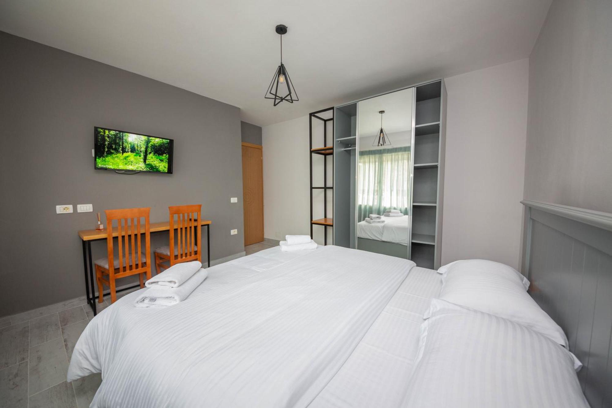 Hotel Aerial & 4*